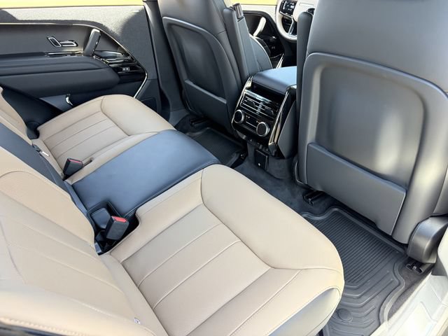 New 2026 Land Rover Range Rover Sport Dynamic SE AWD/4WD image 13