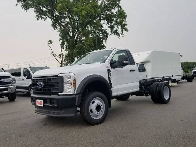 New 2026 Ford F550 2WD Regular Cab Super Duty w/ Snow Plow Prep Package image 9