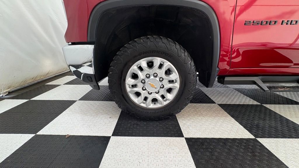 Used 2024 Chevrolet Silverado 2500 LTZ w/ LTZ Plus Package image 12