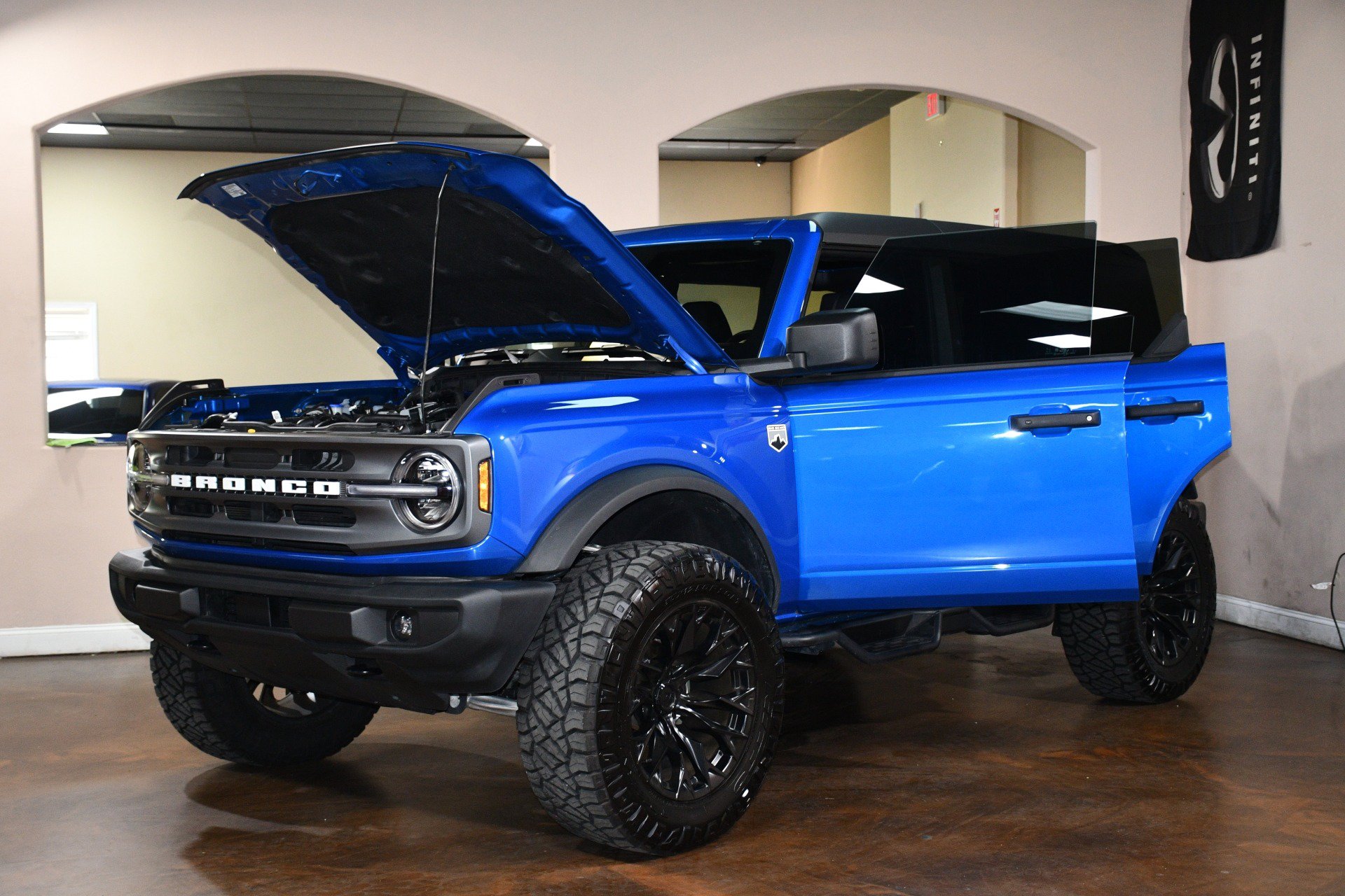 Used 2024 Ford Bronco Big Bend AWD/4WD image 90