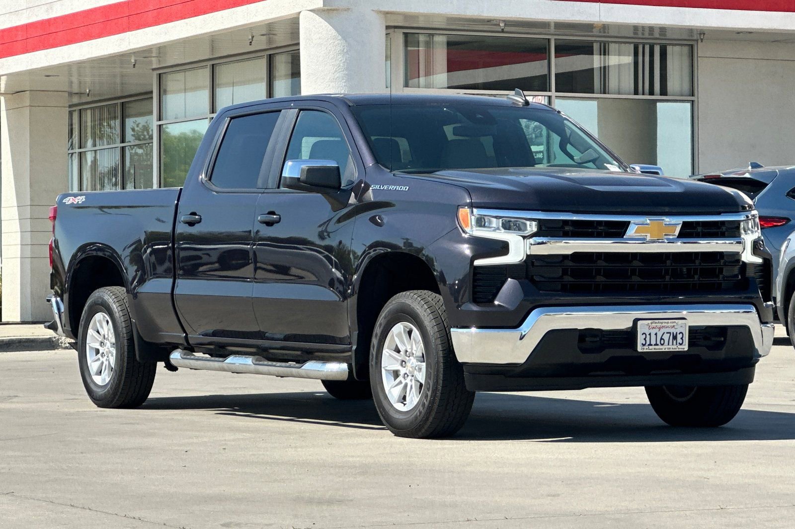 Used 2022 Chevrolet Silverado 1500 LT w/ Convenience Package II image 8