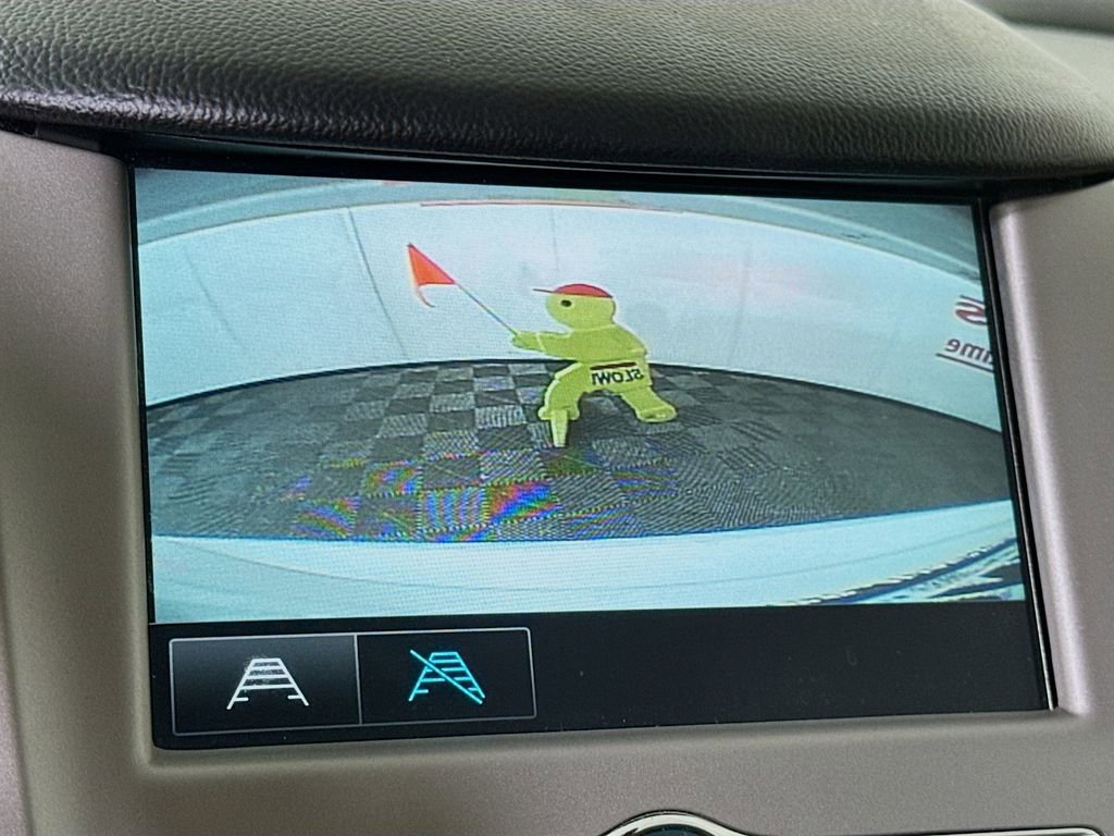 Used 2018 Chevrolet Cruze LS FWD image 5