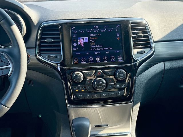 Used 2021 Jeep Grand Cherokee Laredo X image 18