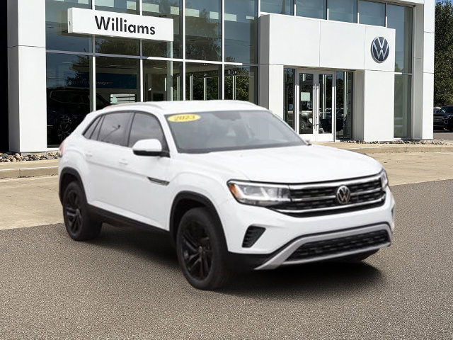 Used 2023 Volkswagen Atlas Cross Sport SE w/ Black Wheel Package AWD/4WD image 1