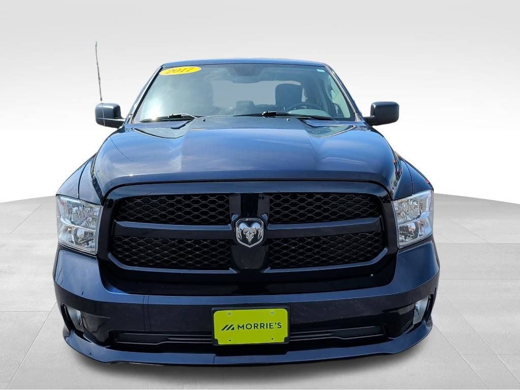 Used 2017 RAM 1500 Express w/ Express Value Package AWD/4WD image 3