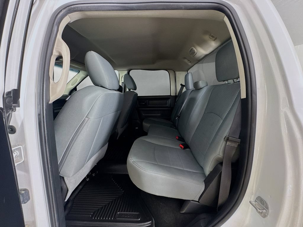 Used 2015 RAM 2500 Tradesman w/ Chrome Appearance Group AWD/4WD image 23