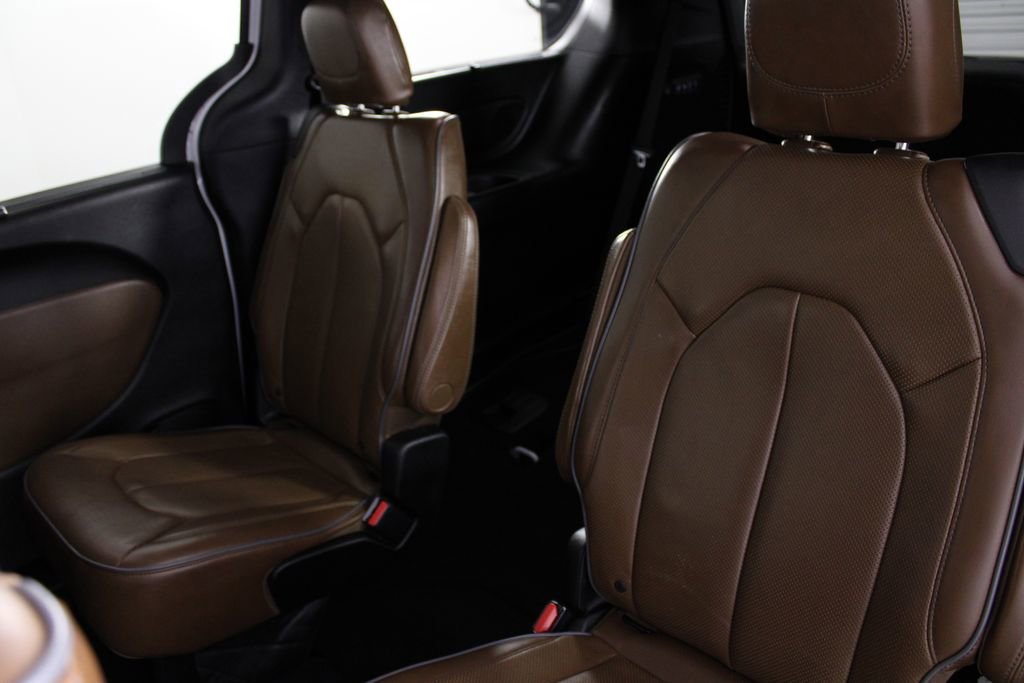 Used 2017 Chrysler Pacifica Limited w/ UConnect Theater Package image 20
