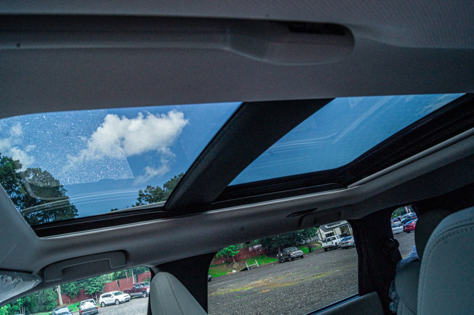 New 2025 Mitsubishi Outlander AWD image 15