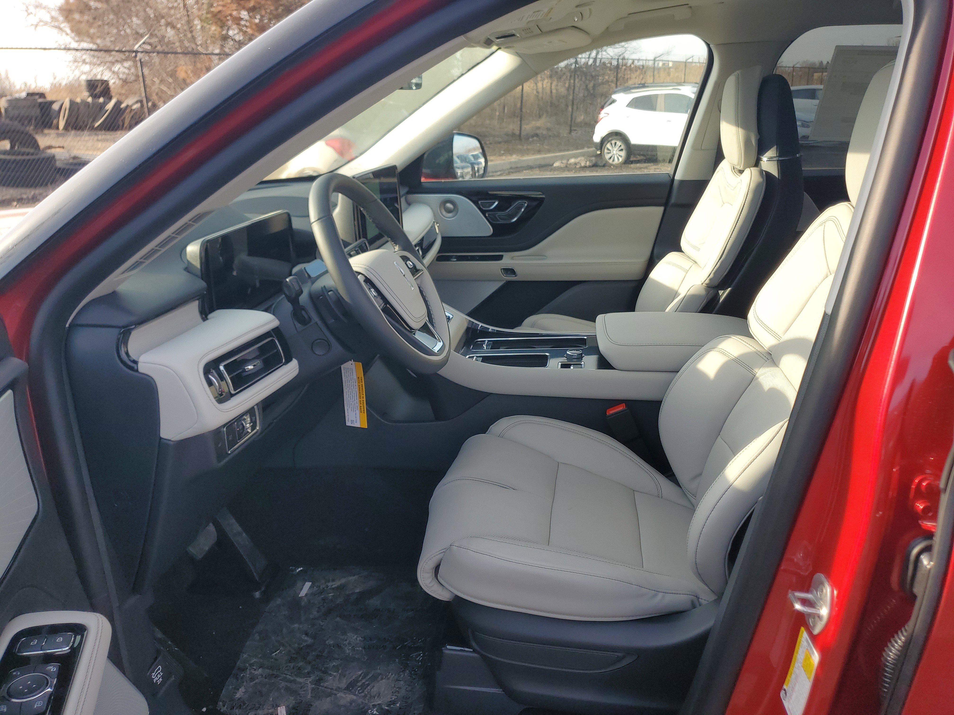 New 2026 Lincoln Aviator Reserve image 11