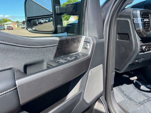 New 2026 Ford F250 Lariat w/ Black Appearance Package AWD/4WD image 11