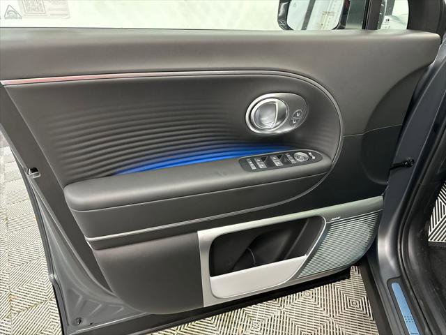 New 2026 Hyundai Ioniq 9 Limited image 11