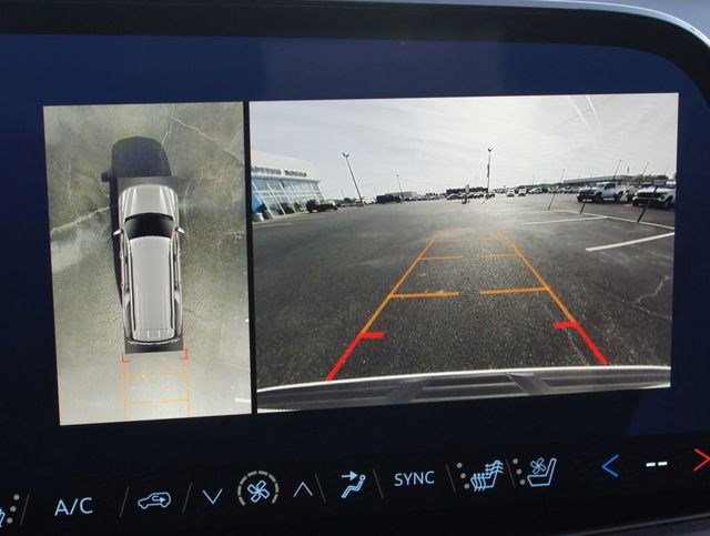 New 2025 Chevrolet Suburban Premier AWD/4WD image 3