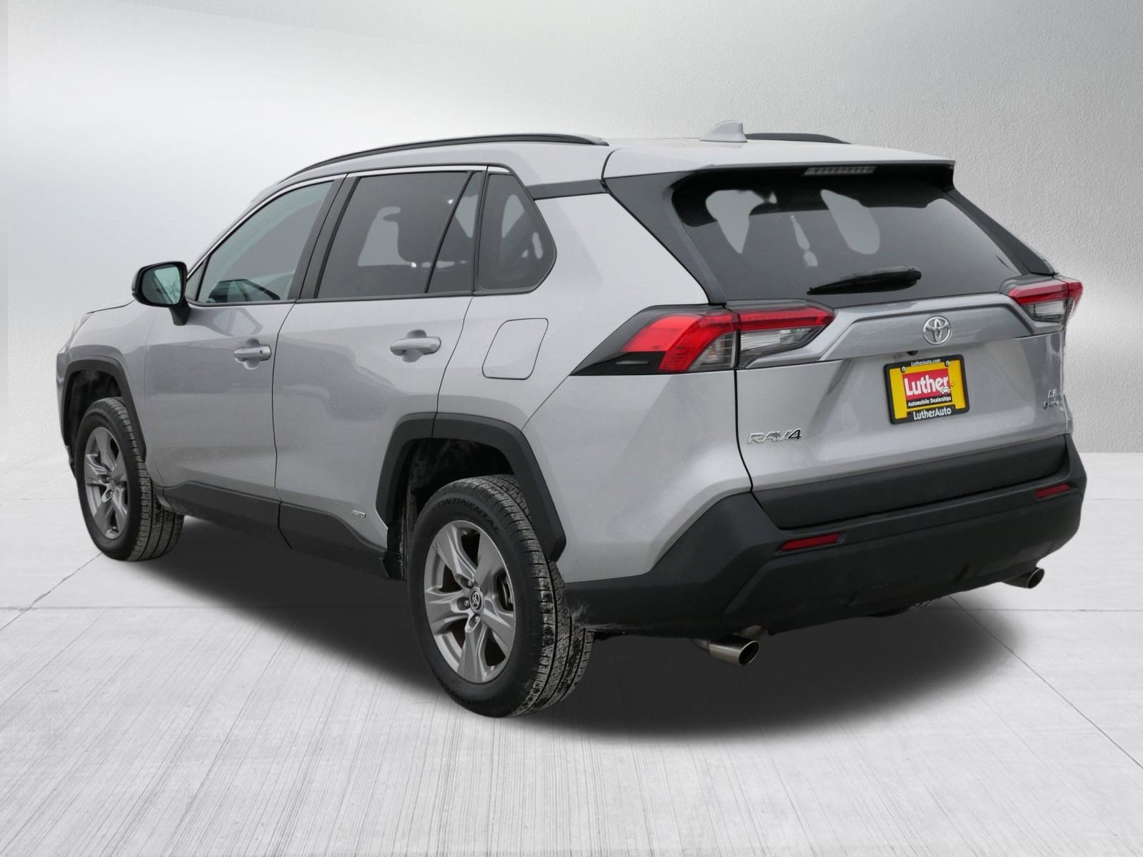 Used 2025 Toyota RAV4 LE image 5