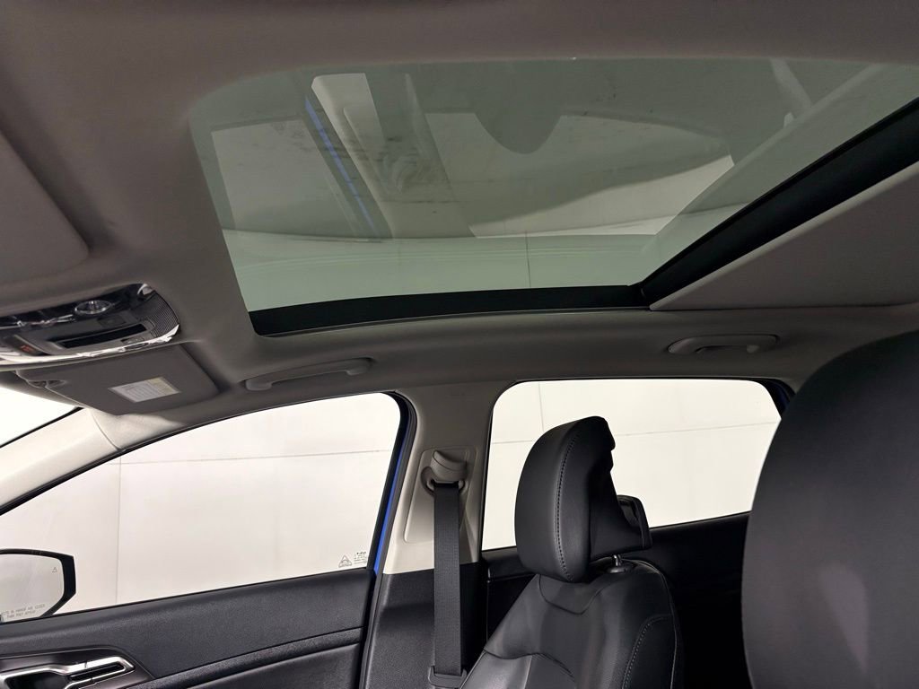 New 2026 Kia Sportage EX FWD image 32