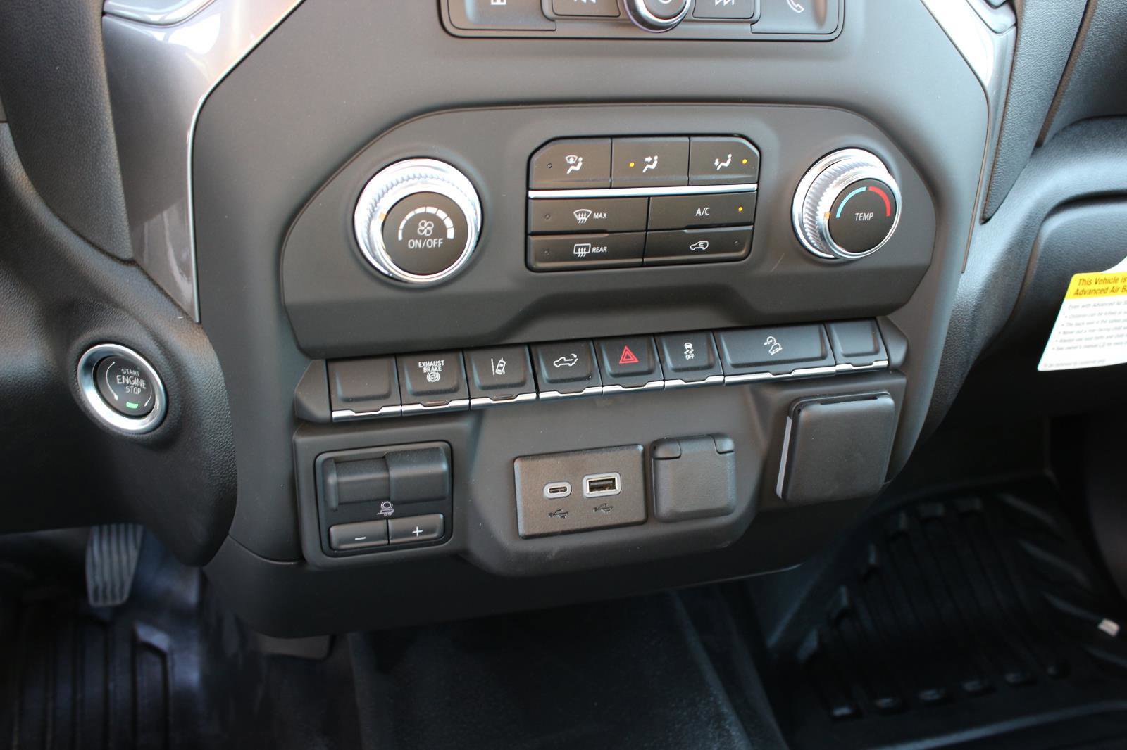 New 2025 GMC Sierra 2500 Pro w/ Convenience Package image 24