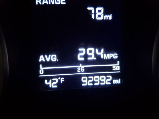 Used 2017 Hyundai Elantra SE image 16