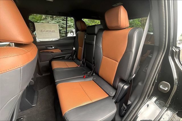 New 2026 Lexus GX 550 w/ Cold Area Package AWD/4WD image 10