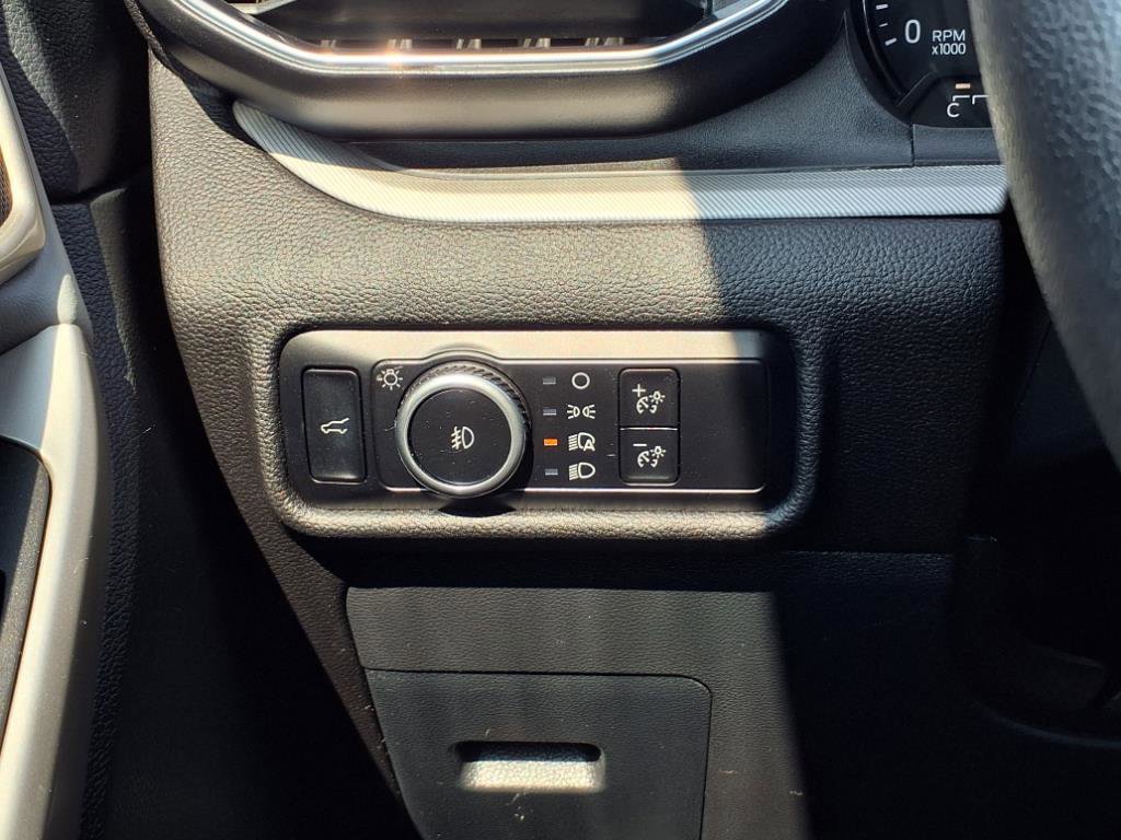 Certified 2023 Ford Explorer XLT w/ Equipment Group 202A image 19