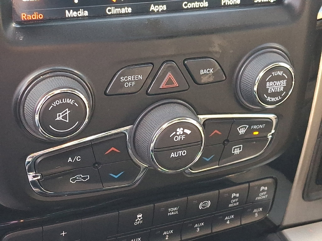 Used 2018 RAM 3500 Laramie w/ Sport Appearance Group AWD/4WD image 21