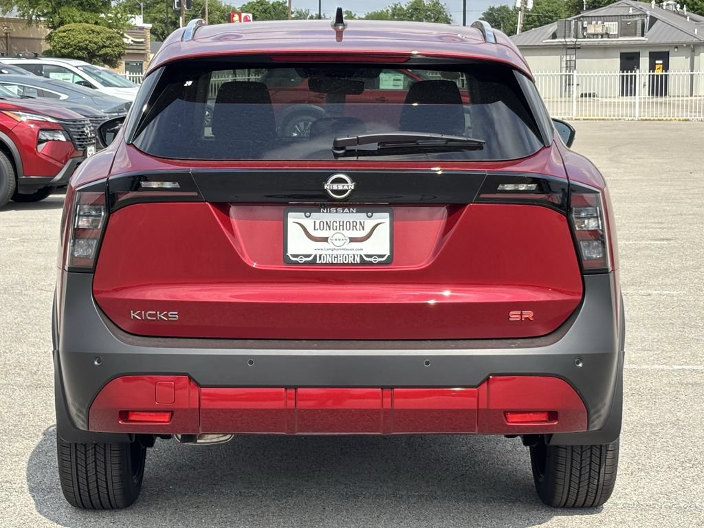 New 2026 Nissan Kicks SR w/ Cold Weather Package FWD image 4