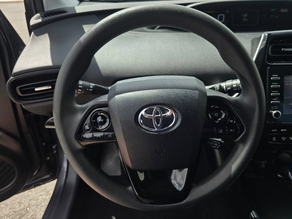Used 2020 Toyota Prius LE AWD/4WD image 22