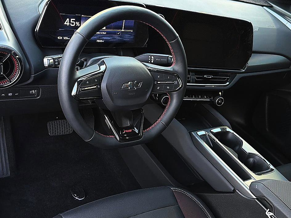 Used 2025 Chevrolet Equinox EV RS image 7