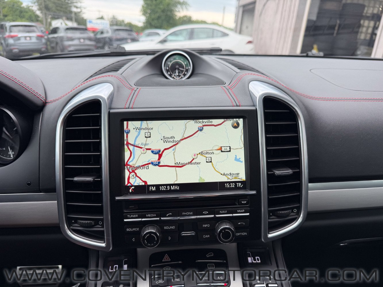 Used 2016 Porsche Cayenne GTS AWD/4WD image 22
