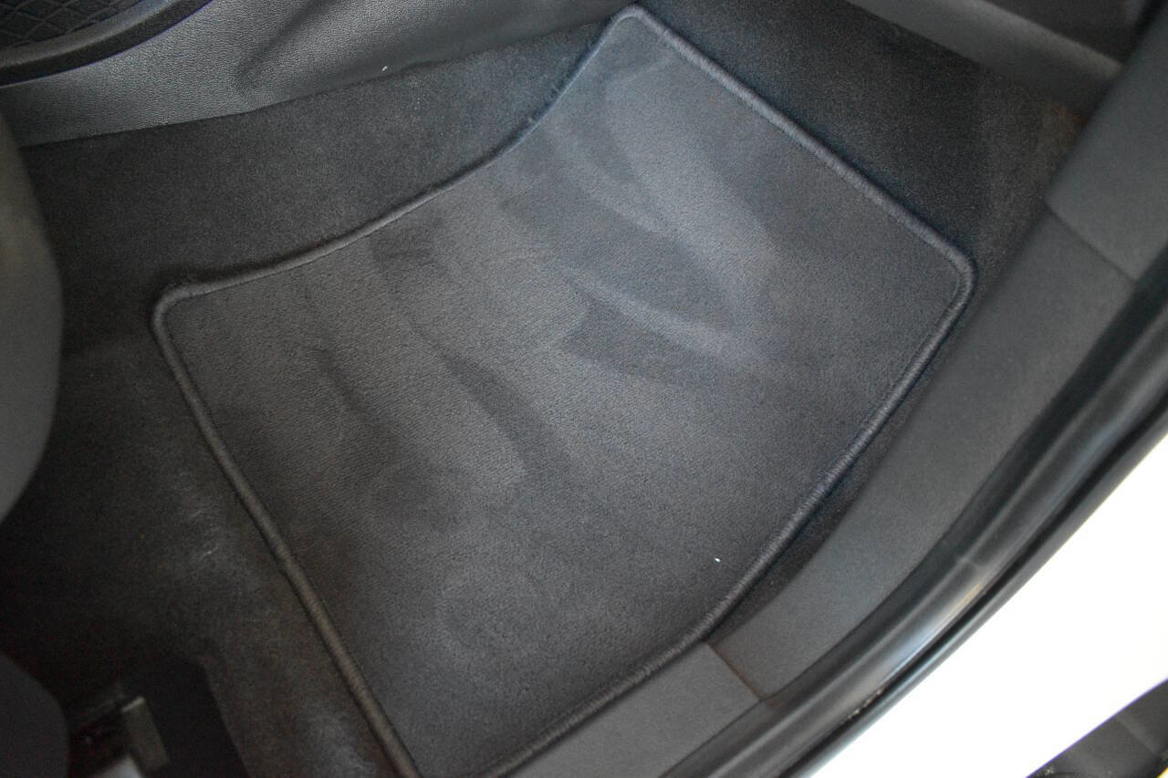 Used 2019 Ford Escape S image 20