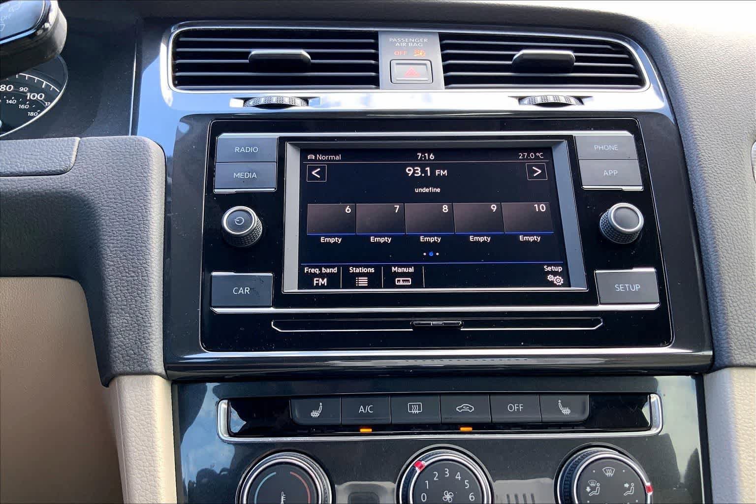 Used 2018 Volkswagen Golf Alltrack S AWD/4WD image 35