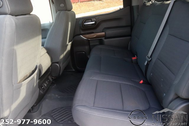 Used 2020 Chevrolet Silverado 1500 LT Trail Boss w/ Bed Protection Package image 17