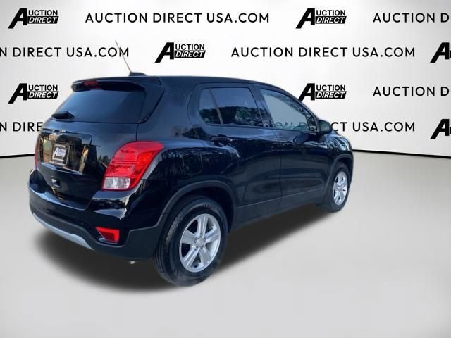 Used 2022 Chevrolet Trax LS w/ Tint and Cruise Package image 21