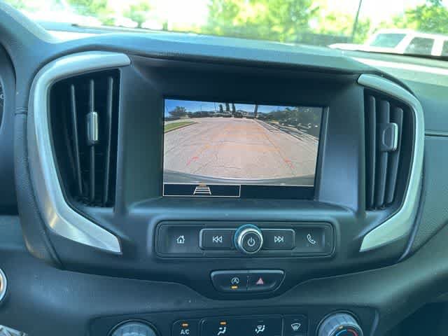 Used 2024 GMC Terrain SLE AWD/4WD image 8