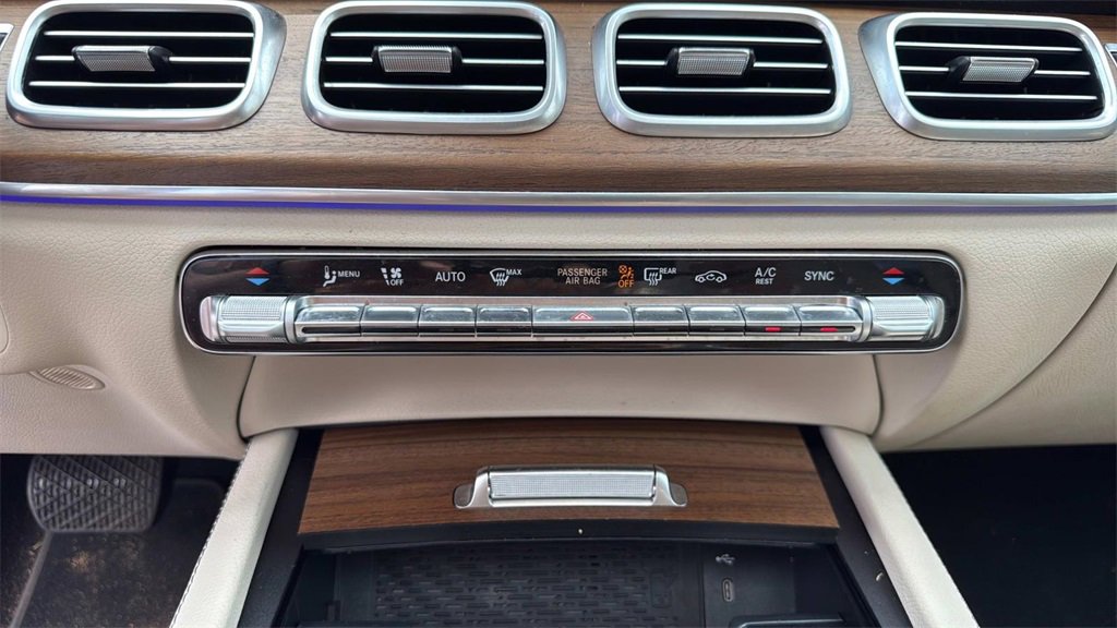 Used 2024 Mercedes-Benz GLE 450 4MATIC image 21