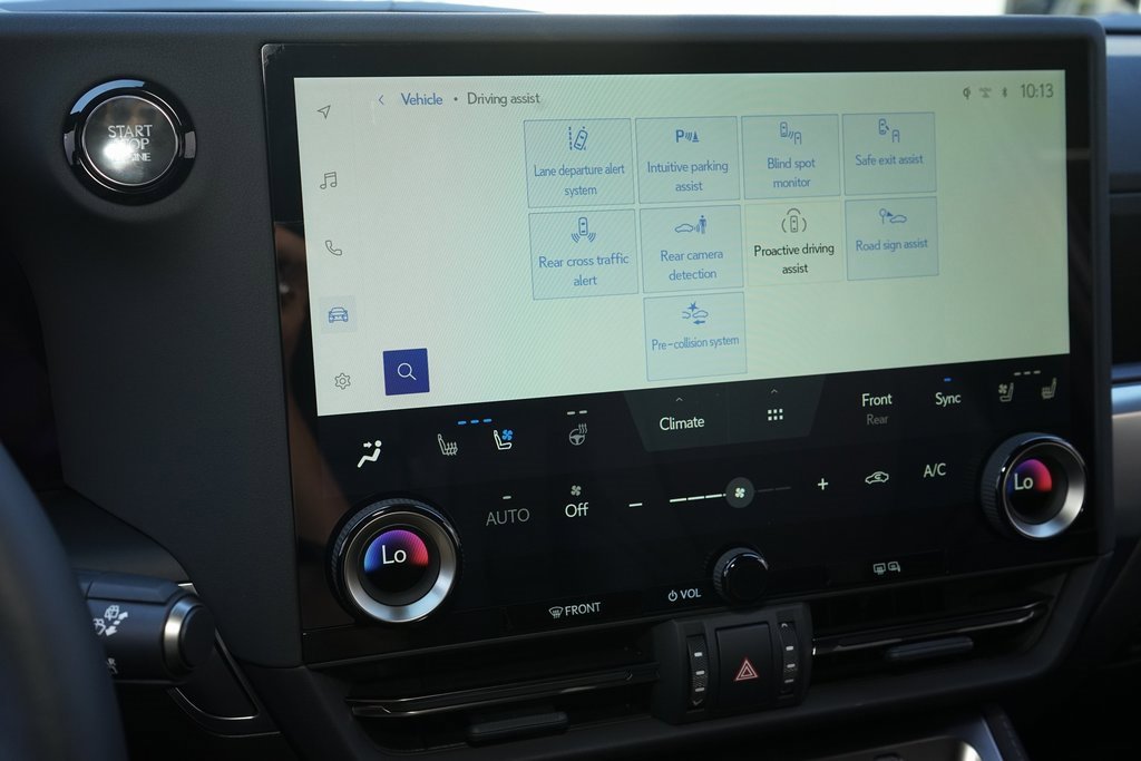 Used 2025 Lexus GX 550 image 16