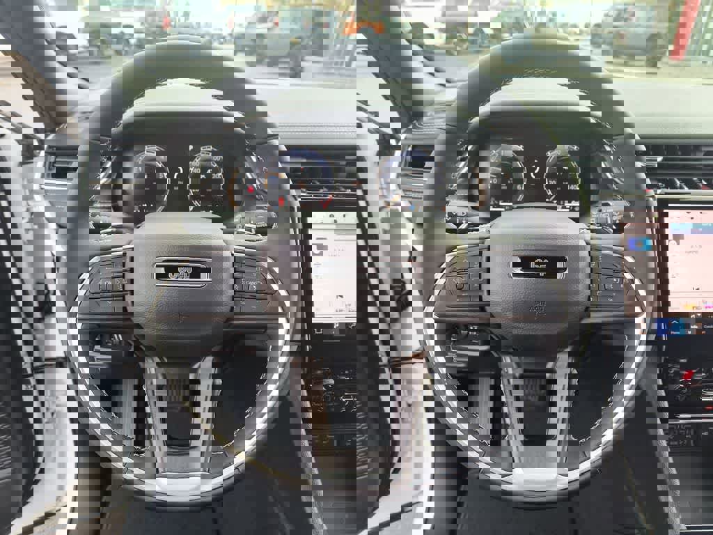 New 2025 Jeep Grand Cherokee L Limited w/ Luxury Tech Group II image 14