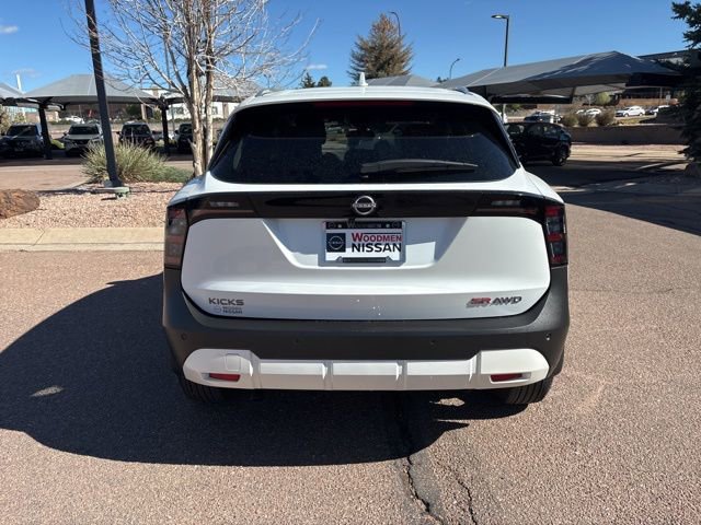 Used 2025 Nissan Kicks SR image 8
