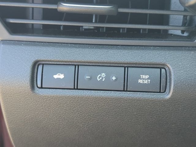 Used 2025 Nissan Altima 2.5 SV FWD image 20