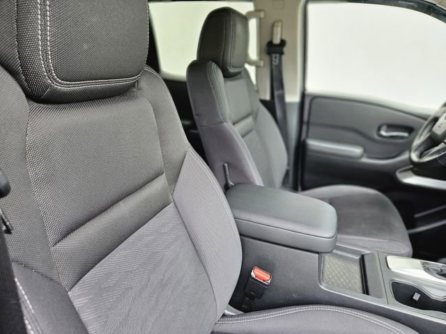 Certified 2022 Nissan Frontier SV image 14