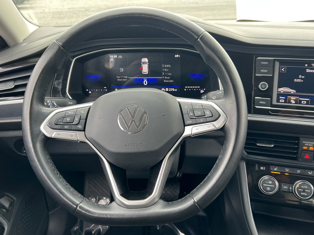 Certified 2024 Volkswagen Jetta SE image 26