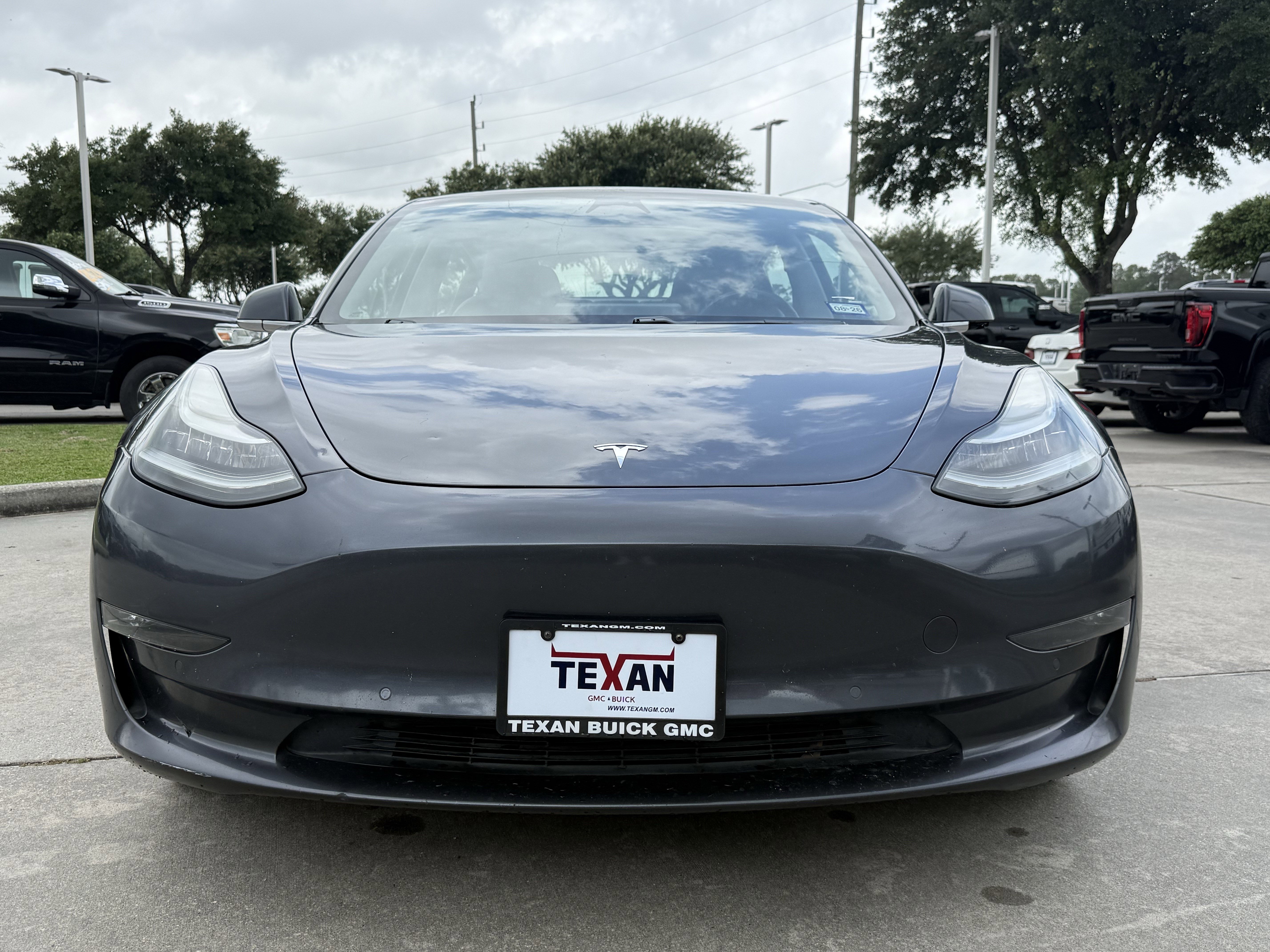 Used 2018 Tesla Model 3 Long Range RWD image 10