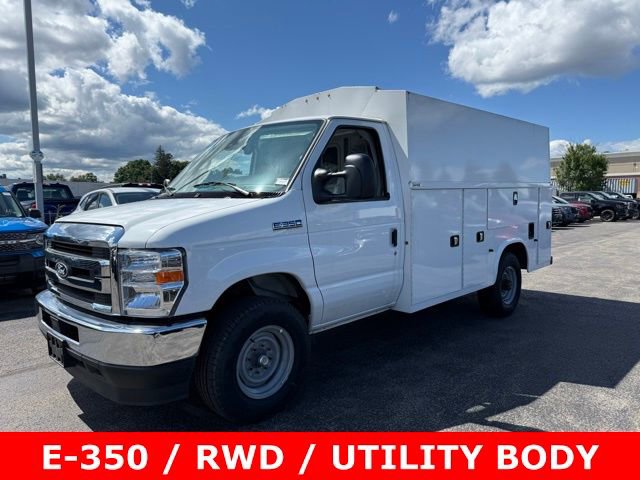 New 2026 Ford E-350 and Econoline 350 Super Duty RWD image 3