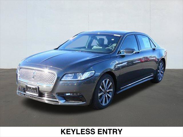 Used 2017 Lincoln Continental Premiere FWD image 3