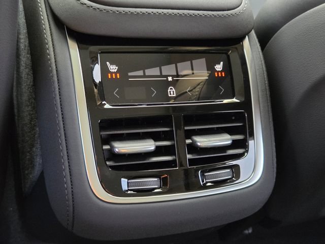 New 2026 Volvo XC90 B6 Plus AWD/4WD image 14