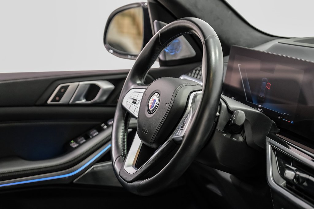 Used 2024 BMW ALPINA XB7 image 11