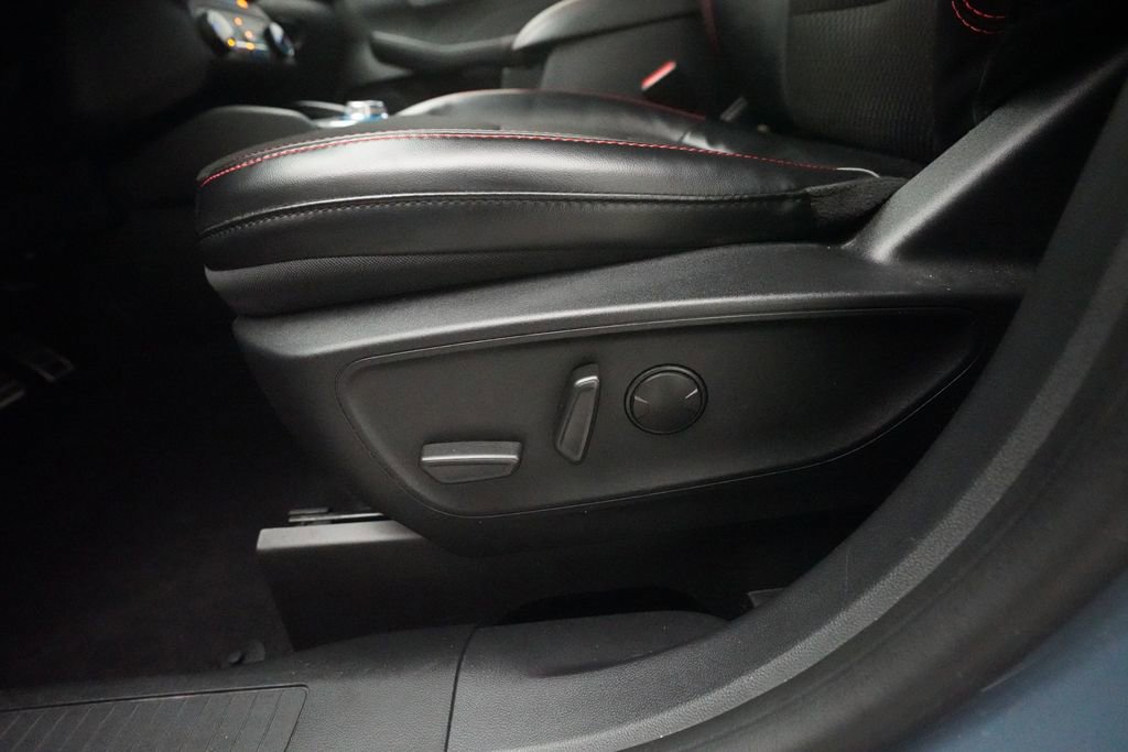 Used 2023 Ford Escape ST-Line image 29
