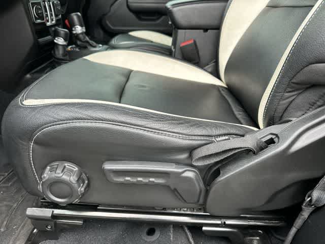 Used 2021 Jeep Wrangler Sport AWD/4WD image 15
