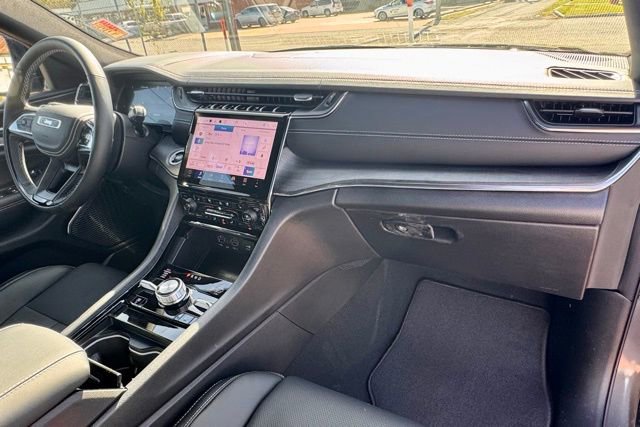 New 2025 Jeep Grand Cherokee Overland w/ Adv Protech Group III image 12