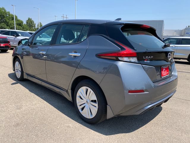 Certified 2025 Nissan Leaf S FWD image 3