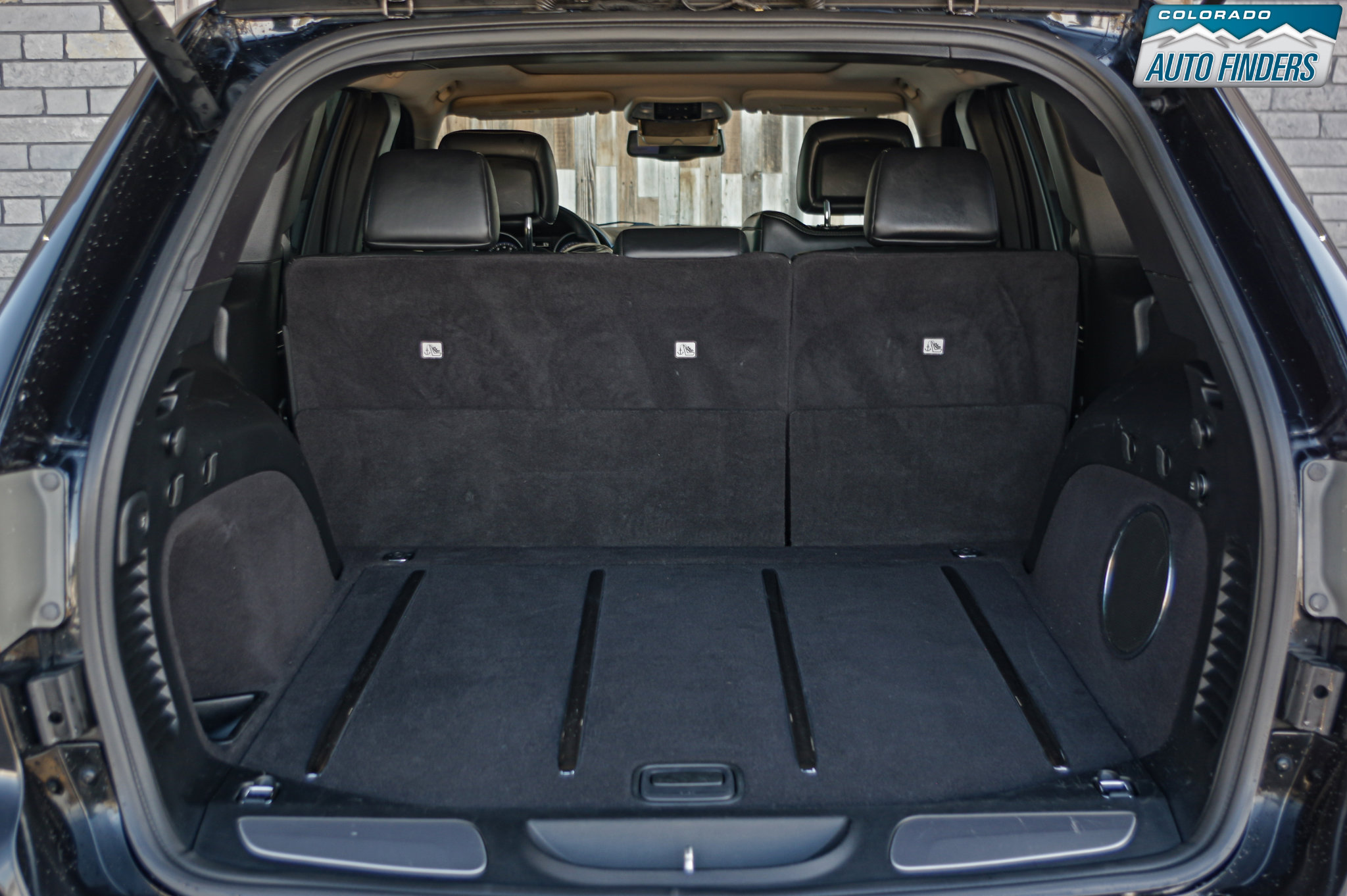 Used 2012 Jeep Grand Cherokee SRT8 w/ Luxury Group II image 28