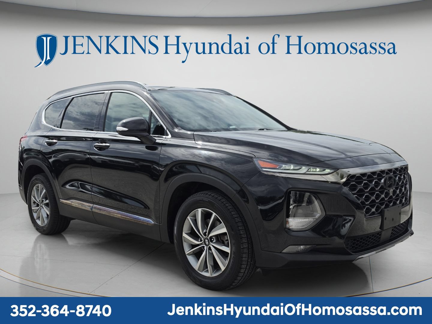 Used 2019 Hyundai Santa Fe AWD w/ Cargo Package image 12